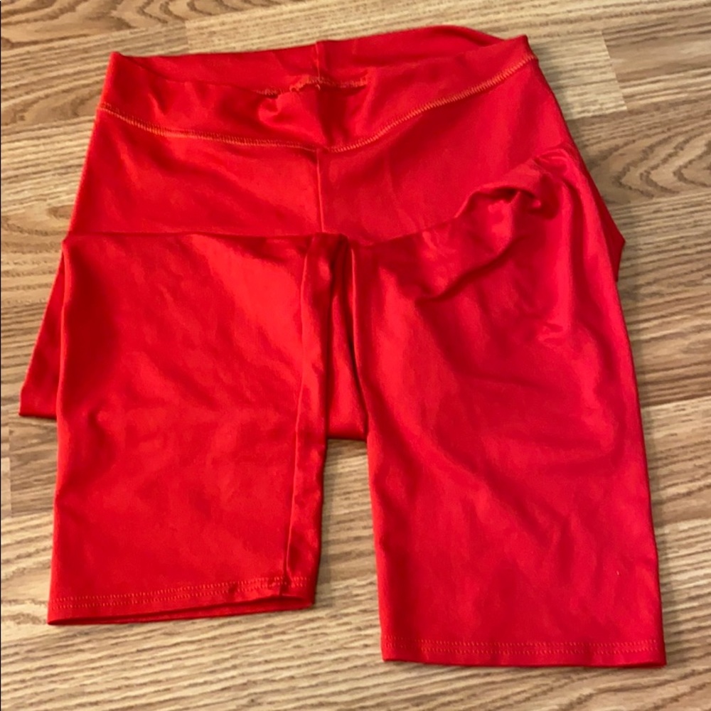 Motion wear leggings